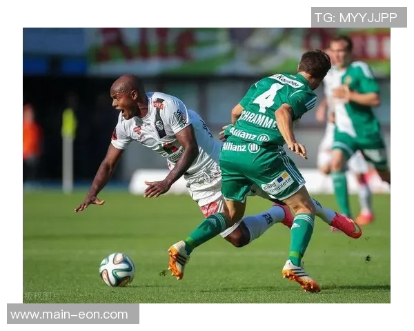 克鲁日与罗马足球对决解析双方战术与球员表现的深度分析